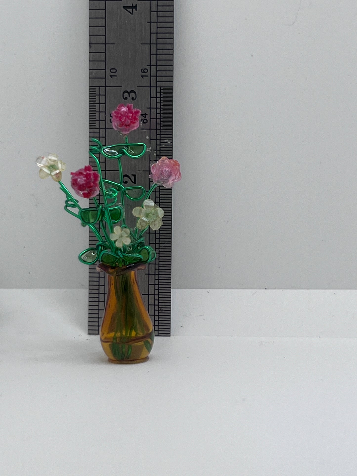 Floral Bouquet Magnet - Brown Vase